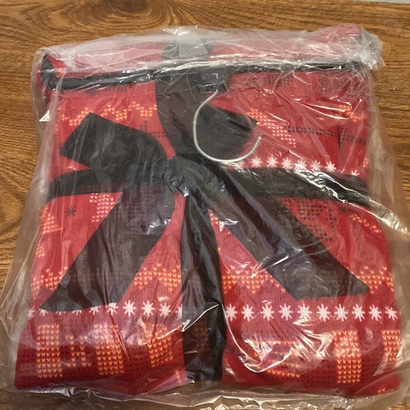 Harry Potter pajamas size Large - Picture 3 of 4